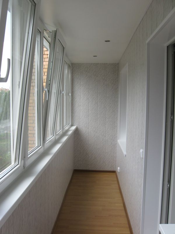 Обшивка сайдингом балкона или лоджии